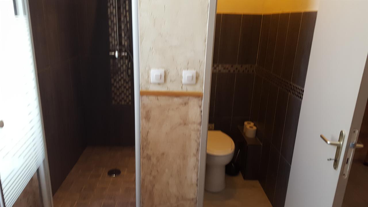 Auberge Du Marronnier バレーム エクステリア 写真